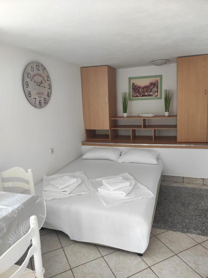 Studio Apartment Petrov Šibenik Eksteriør billede
